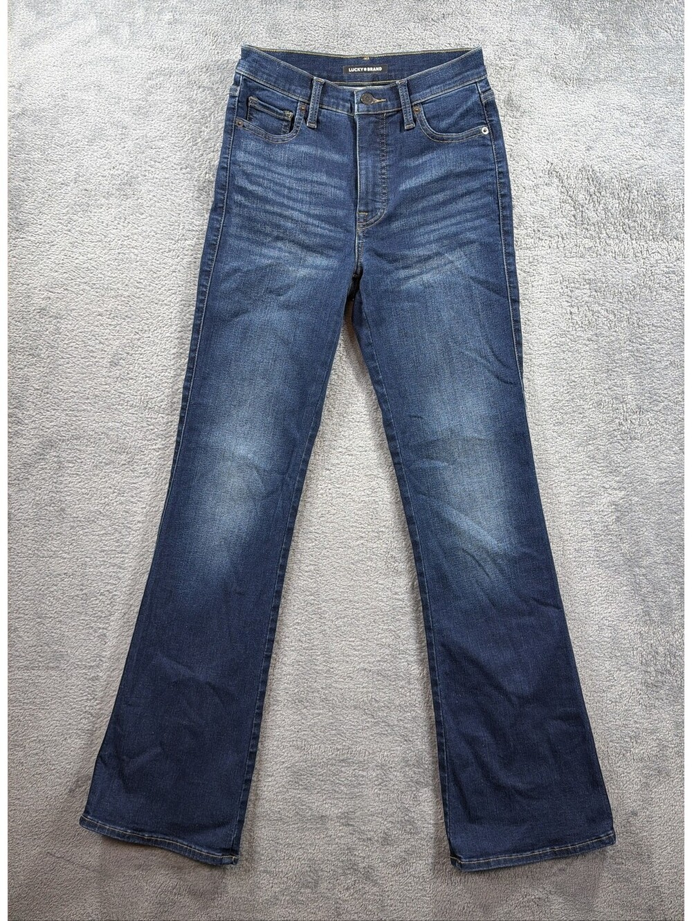 Lucky Brand Uni High Rise Boot Jeans in Medium Blue Wash, Size 2